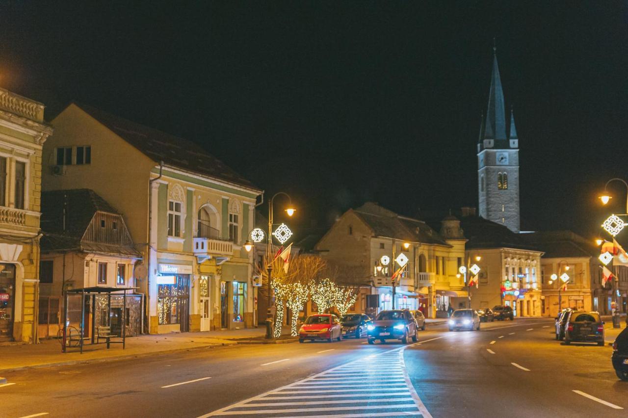 Belle View Apart Hotel Turda Exterior photo